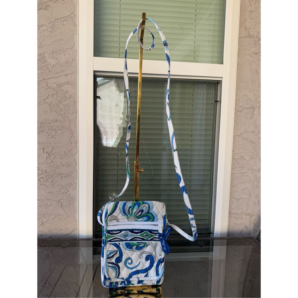 Vera Bradley Hipster Crossbody Retired Mediterranean Paisley Pattern Quilted